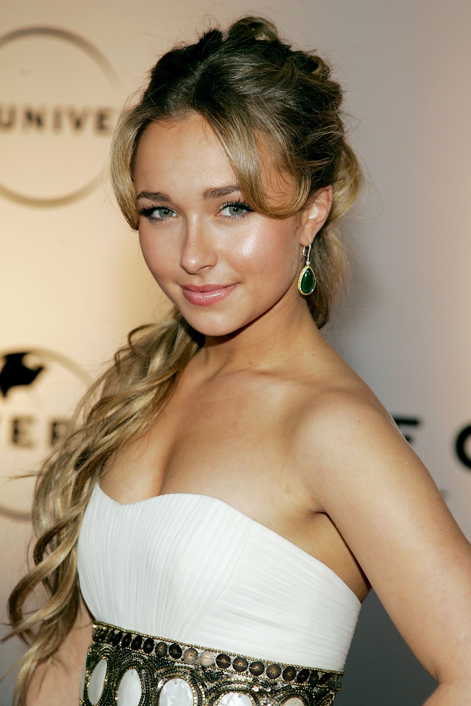 73007630_10.jpg