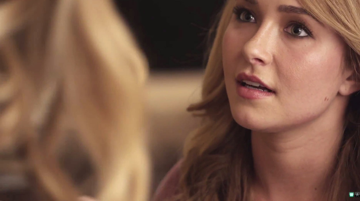 haydenpanettiere_nightout_0109.jpg