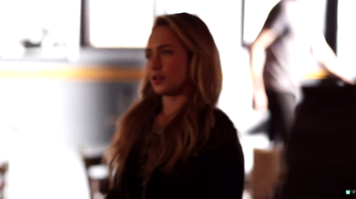 haydenpanettiere_onset_0038.jpg