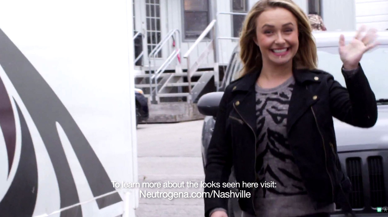 haydenpanettiere_onset_0148.jpg