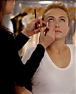 neutrogena_haydenpanettiere_00081.jpg