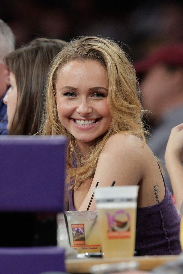 74755_Hayden_Panettiere_at_Lakers_Game_2_122_842lo.jpg 74755_Hayden_Panettiere_at_Lakers_Game_2_122_842lo.jpg