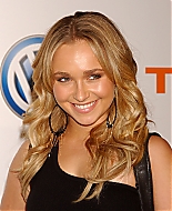 08128_Celebrity_City_Hayden_Panettiere_047_014_122_358lo.jpg