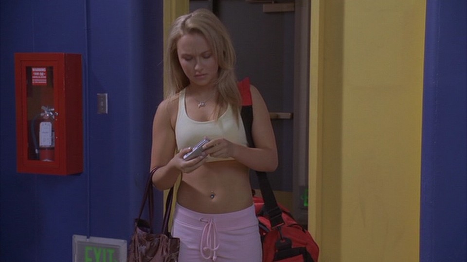 HaydenPanettiere_BIO-AoN_2006_DVD_288.jpg