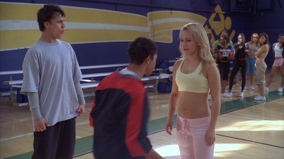 HaydenPanettiere_BIO-AoN_2006_DVD_310.jpg
