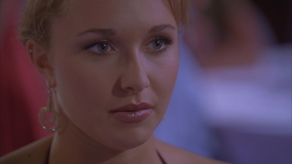HaydenPanettiere_BIO-AoN_2006_DVD_430.jpg HaydenPanettiere_BIO-AoN_2006_DVD_430.jpg