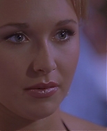 HaydenPanettiere_BIO-AoN_2006_DVD_430.jpg