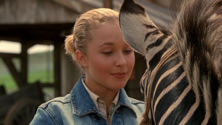 HaydenPanettiere_RS_2005_DVD_032.jpg