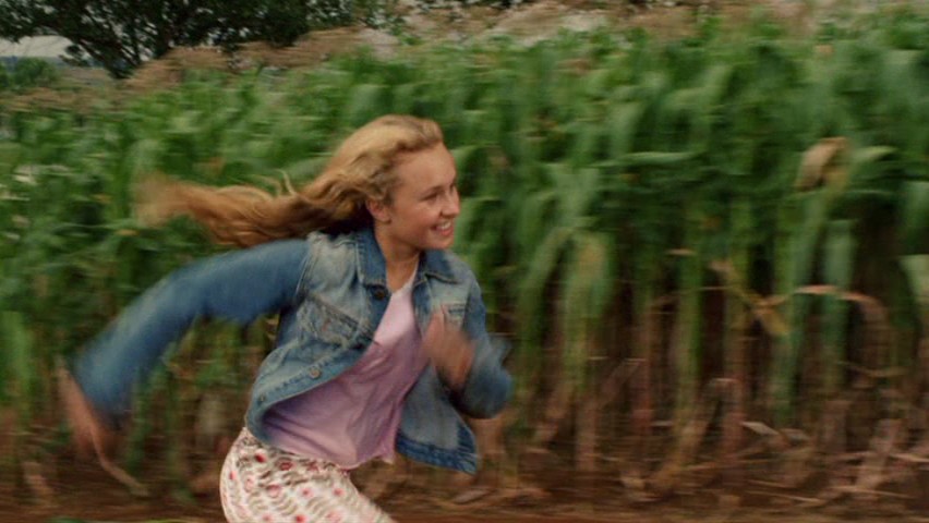 HaydenPanettiere_RS_2005_DVD_165.jpg