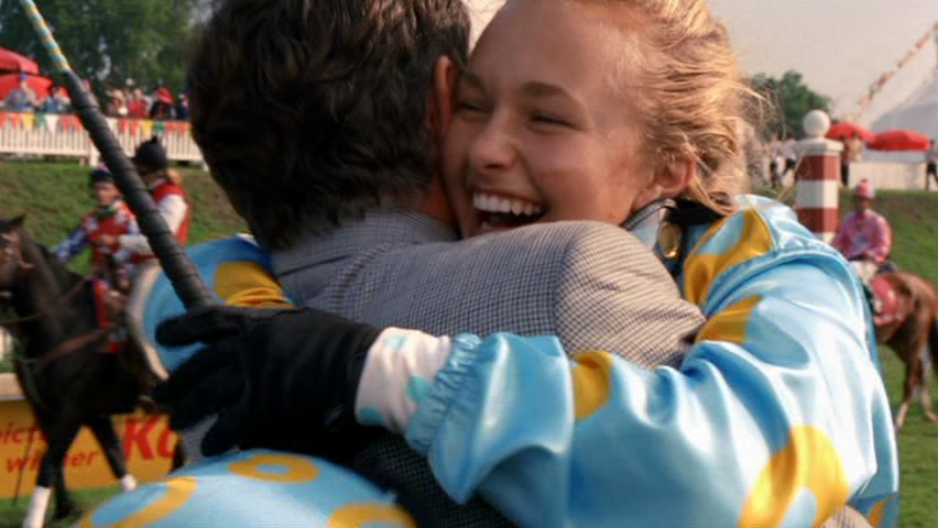 HaydenPanettiere_RS_2005_DVD_211.jpg