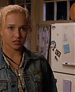 HaydenPanettiere_RS_2005_DVD_123.jpg