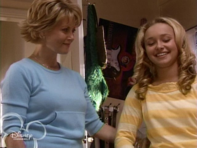 HaydenPanettiere_TC_2004_CATV_011.jpg
