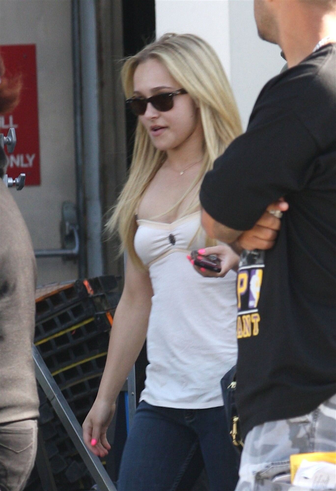 005.jpg