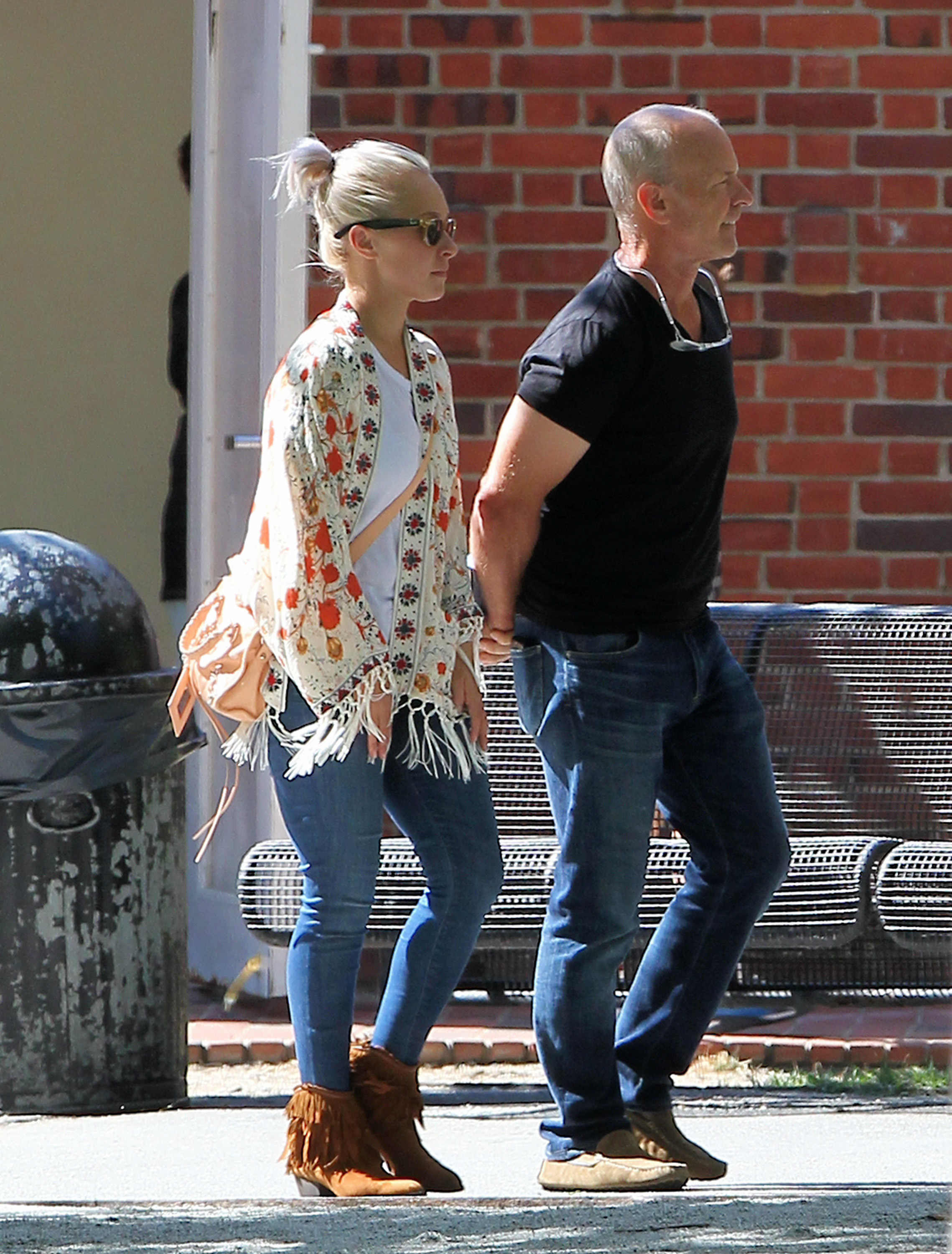 Hayden_Panettiere__281929.jpg