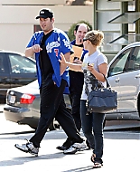 Filename=18.jpg
Filesize=324KiB
Dimensions=1077x1500
Date added=Oct 13, 2007 18.jpg