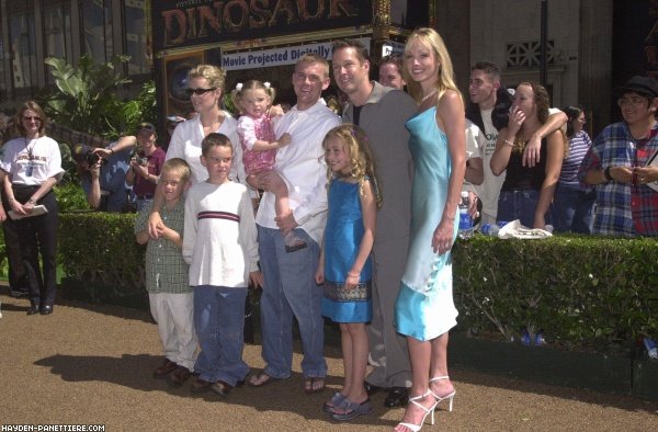 dino2.jpg dino2.jpg