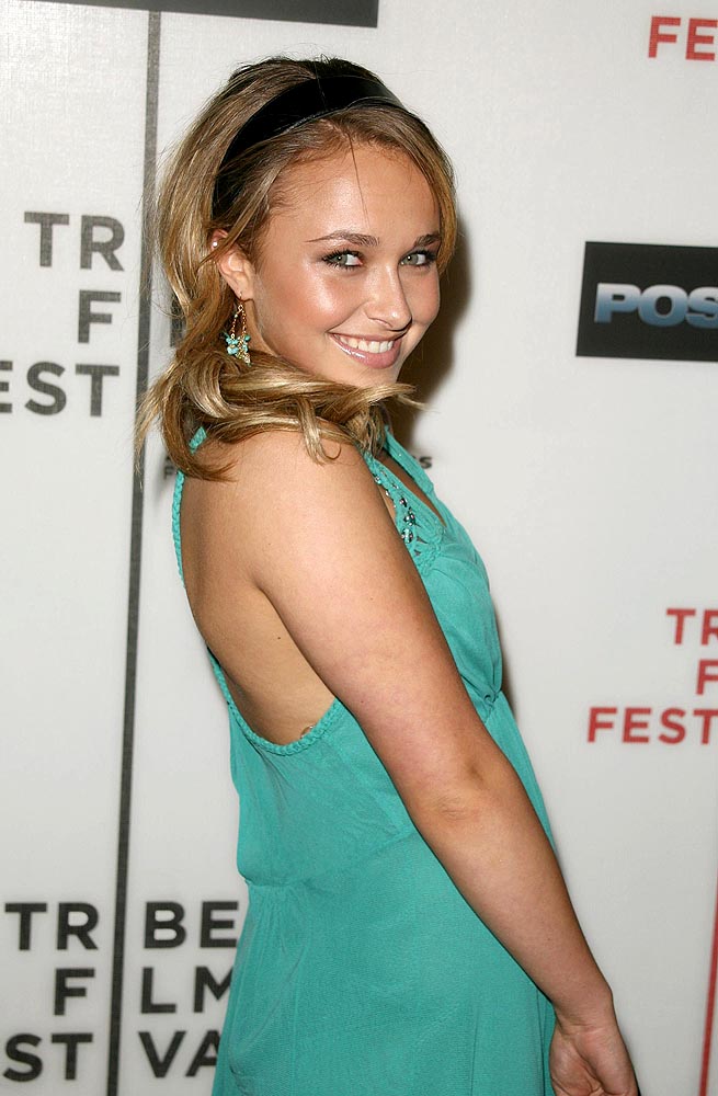 81671_Hayden_Panettiere_Poseidon_Premiere_050606_6.jpg