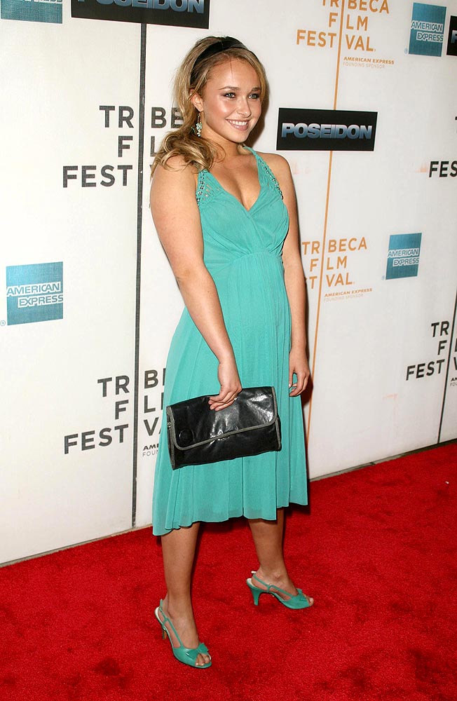 81677_Hayden_Panettiere_Poseidon_Premiere_050606_7.jpg