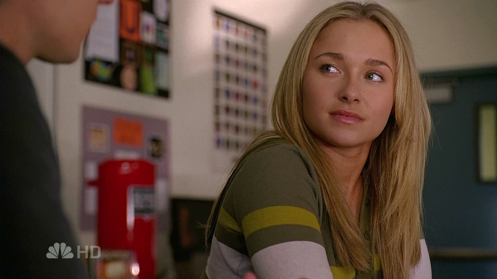 HaydenPanettiere_Heroes_S02E01_HDTV_025.jpg