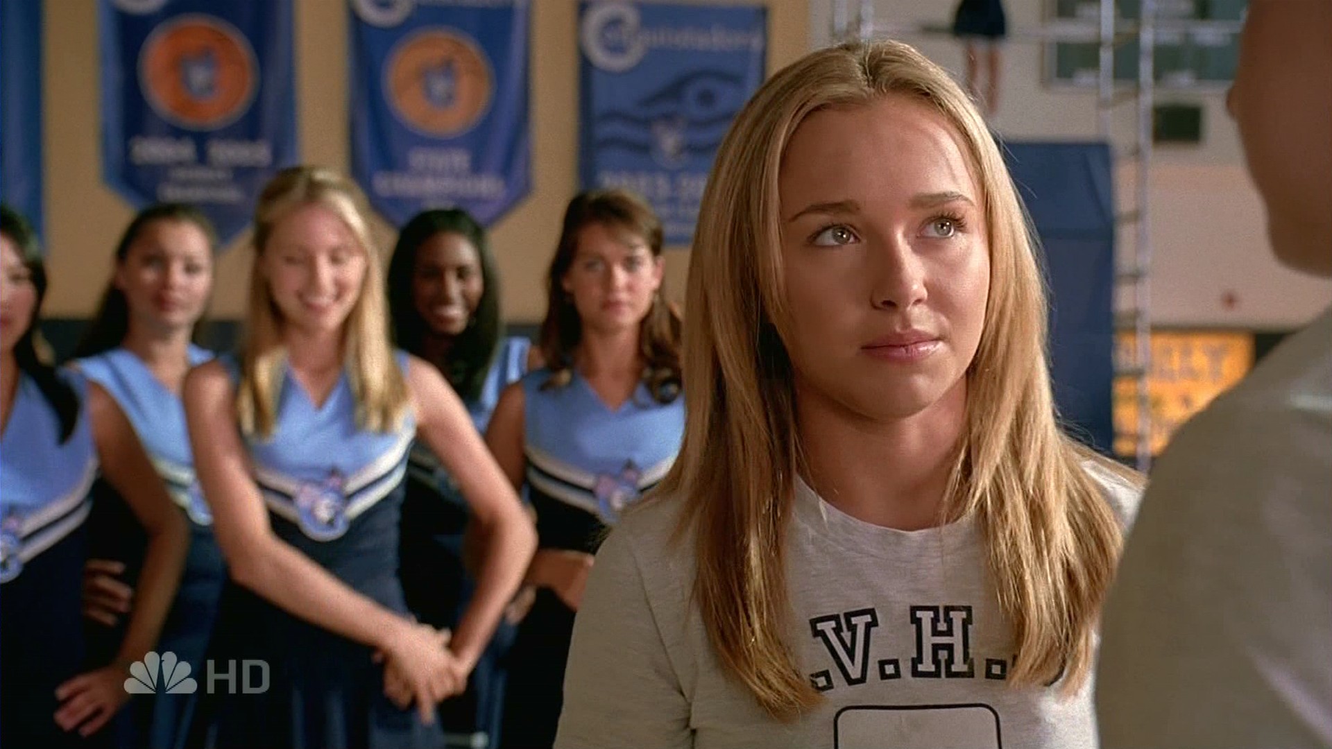 HaydenPanettiere_Heroes_S02E01_HDTV_033.jpg