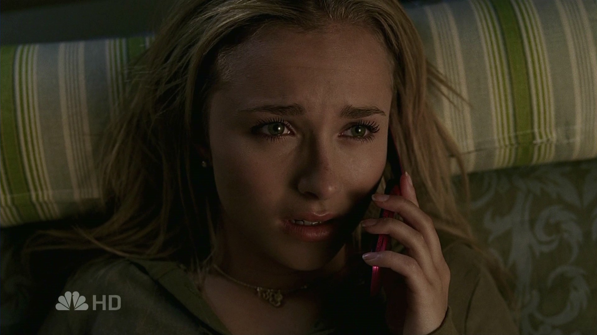 HaydenPanettiere_Heroes_S02E01_HDTV_068.jpg