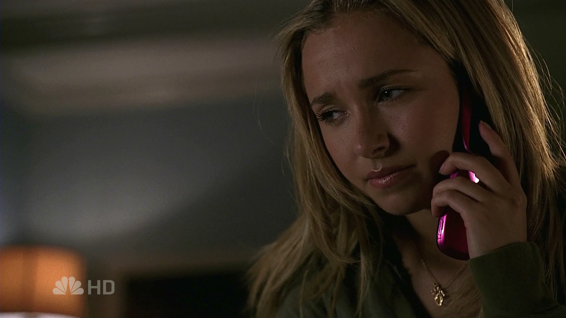 HaydenPanettiere_Heroes_S02E01_HDTV_070.jpg