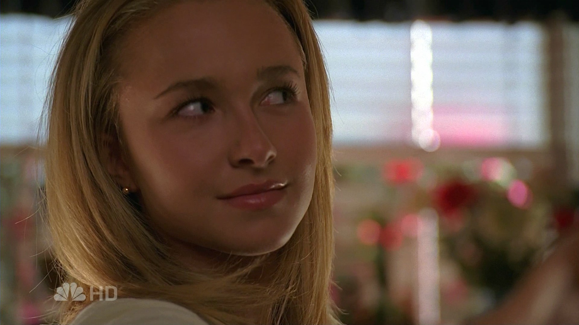 HaydenPanettiere_Heroes_S02E02_HDTV_003.jpg