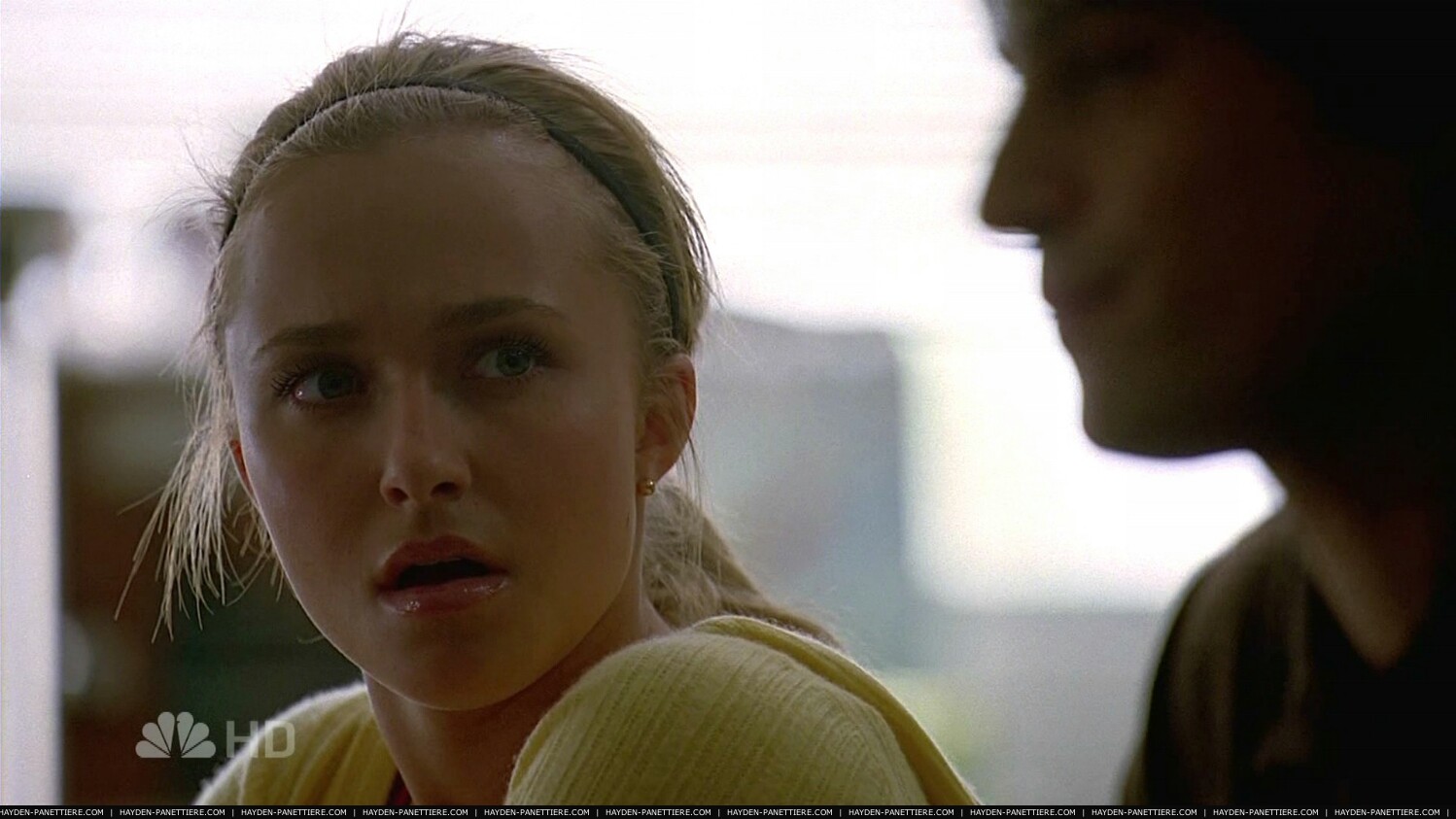 HaydenPanettiere_Heroes_S02E03_HDTV_017.jpg