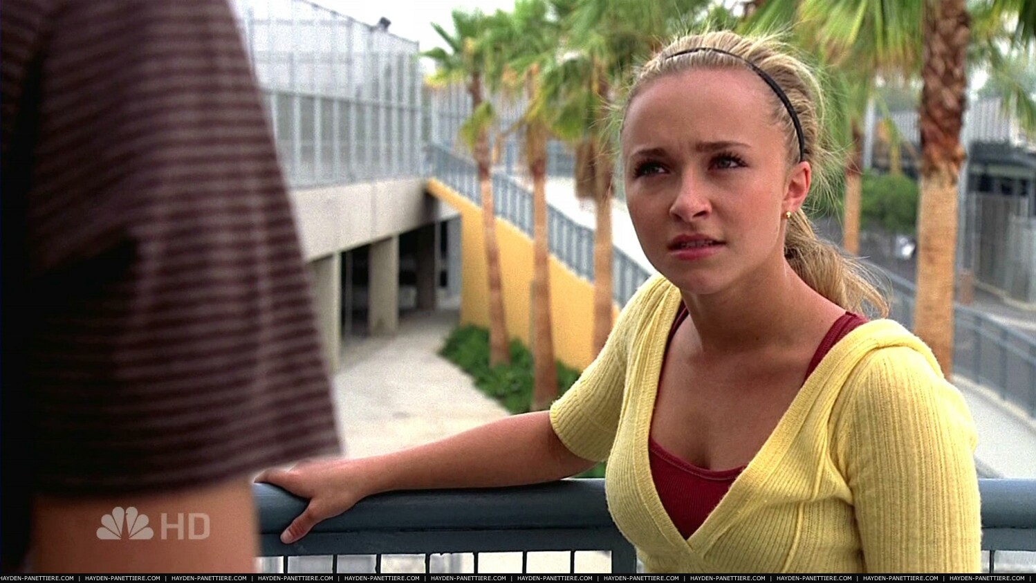 HaydenPanettiere_Heroes_S02E03_HDTV_022.jpg
