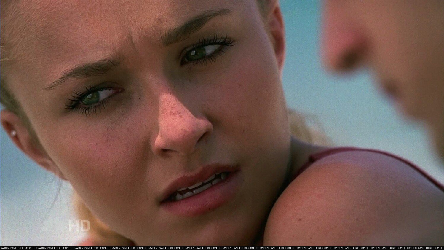 HaydenPanettiere_Heroes_S02E03_HDTV_041.jpg