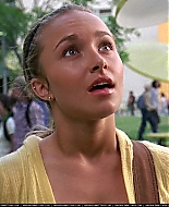 HaydenPanettiere_Heroes_S02E03_HDTV_009.jpg