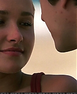 HaydenPanettiere_Heroes_S02E03_HDTV_037.jpg