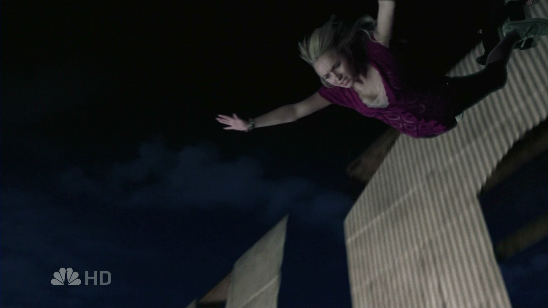 HaydenPanettiere_Heroes_S02E04_HDTV_043.jpg HaydenPanettiere_Heroes_S02E04_HDTV_043.jpg
