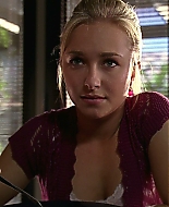 HaydenPanettiere_Heroes_S02E04_HDTV_028.jpg