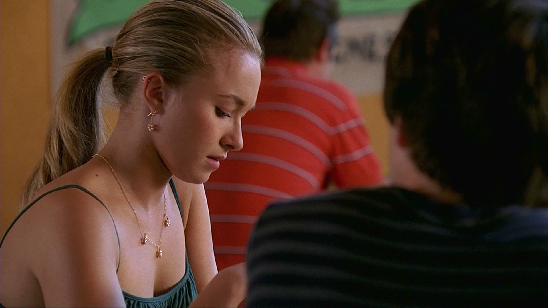 HaydenPanettiere_Heroes_S02E06_HDTV_014.jpg HaydenPanettiere_Heroes_S02E06_HDTV_014.jpg