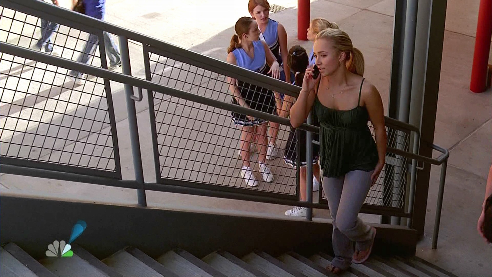 HaydenPanettiere_Heroes_S02E06_HDTV_026.jpg