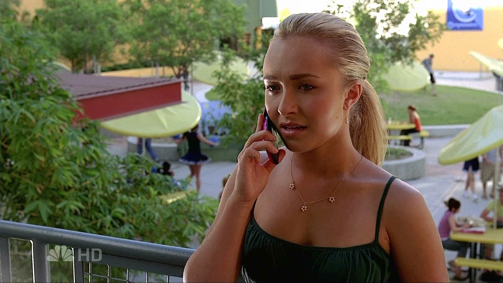 HaydenPanettiere_Heroes_S02E06_HDTV_028.jpg