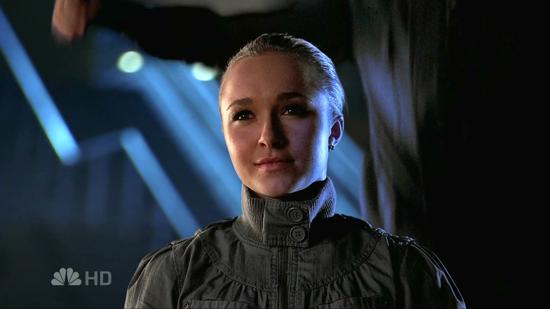 HaydenPanettiere_Heroes_S02E06_HDTV_036.jpg HaydenPanettiere_Heroes_S02E06_HDTV_036.jpg