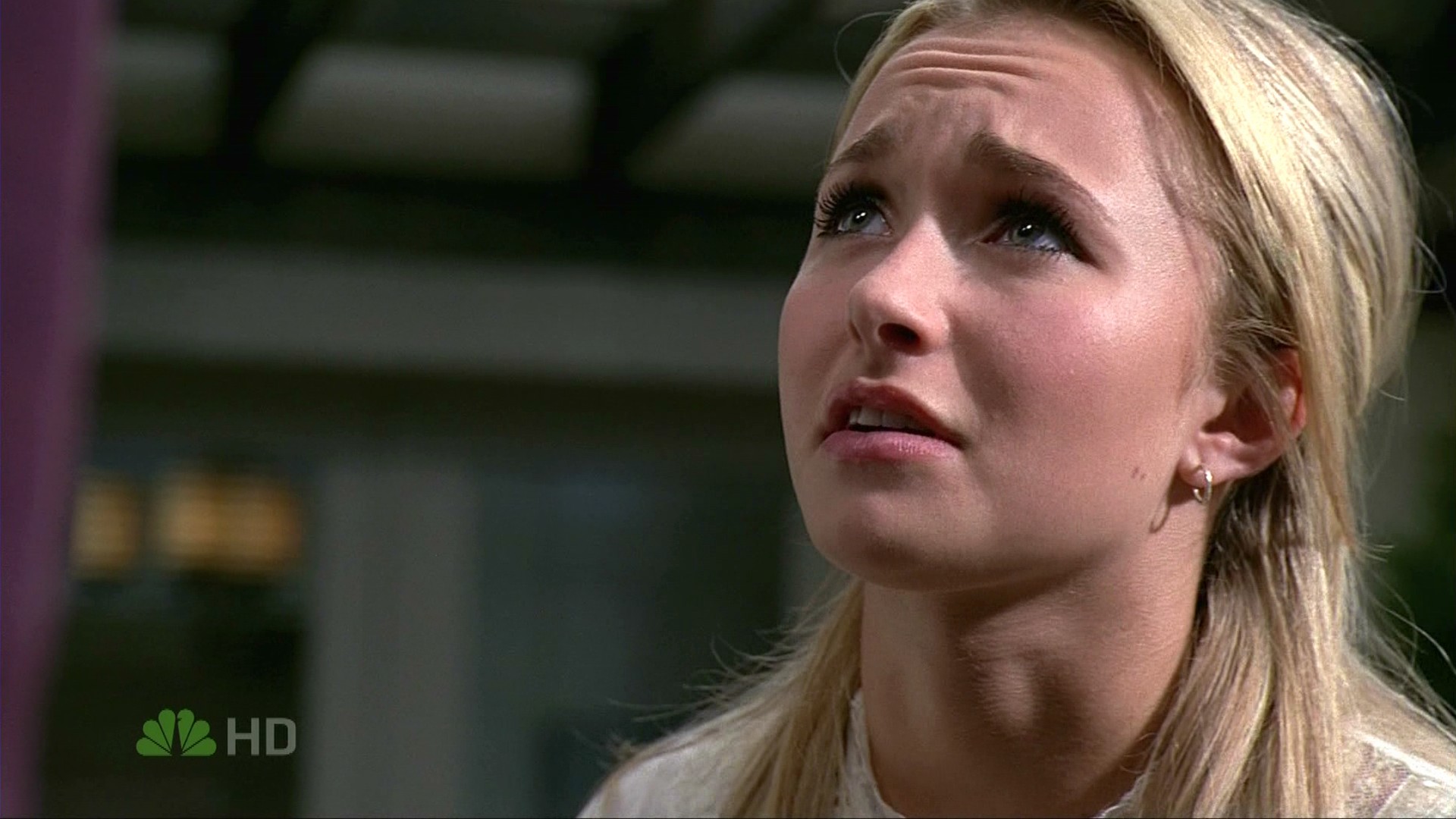 HaydenPanettiere_Heroes_S02E07_HDTV_030.jpg