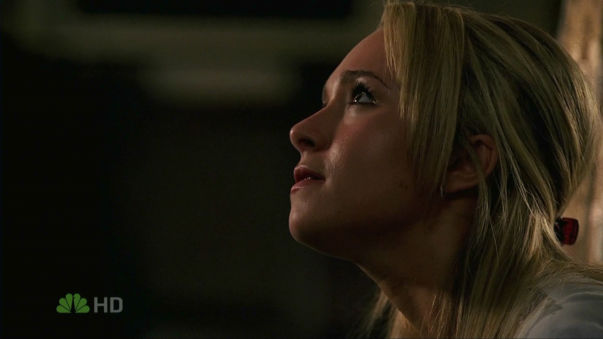 HaydenPanettiere_Heroes_S02E07_HDTV_041.jpg