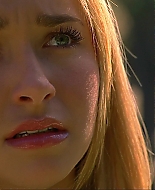 HaydenPanettiere_Heroes_S02E09_HDTV_020.jpg