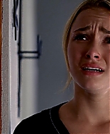 HaydenPanettiere_Heroes_S02E11_HDTV_026.jpg