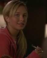HaydenPanettiere_Heroes_S01E01_HDTV_021.jpg