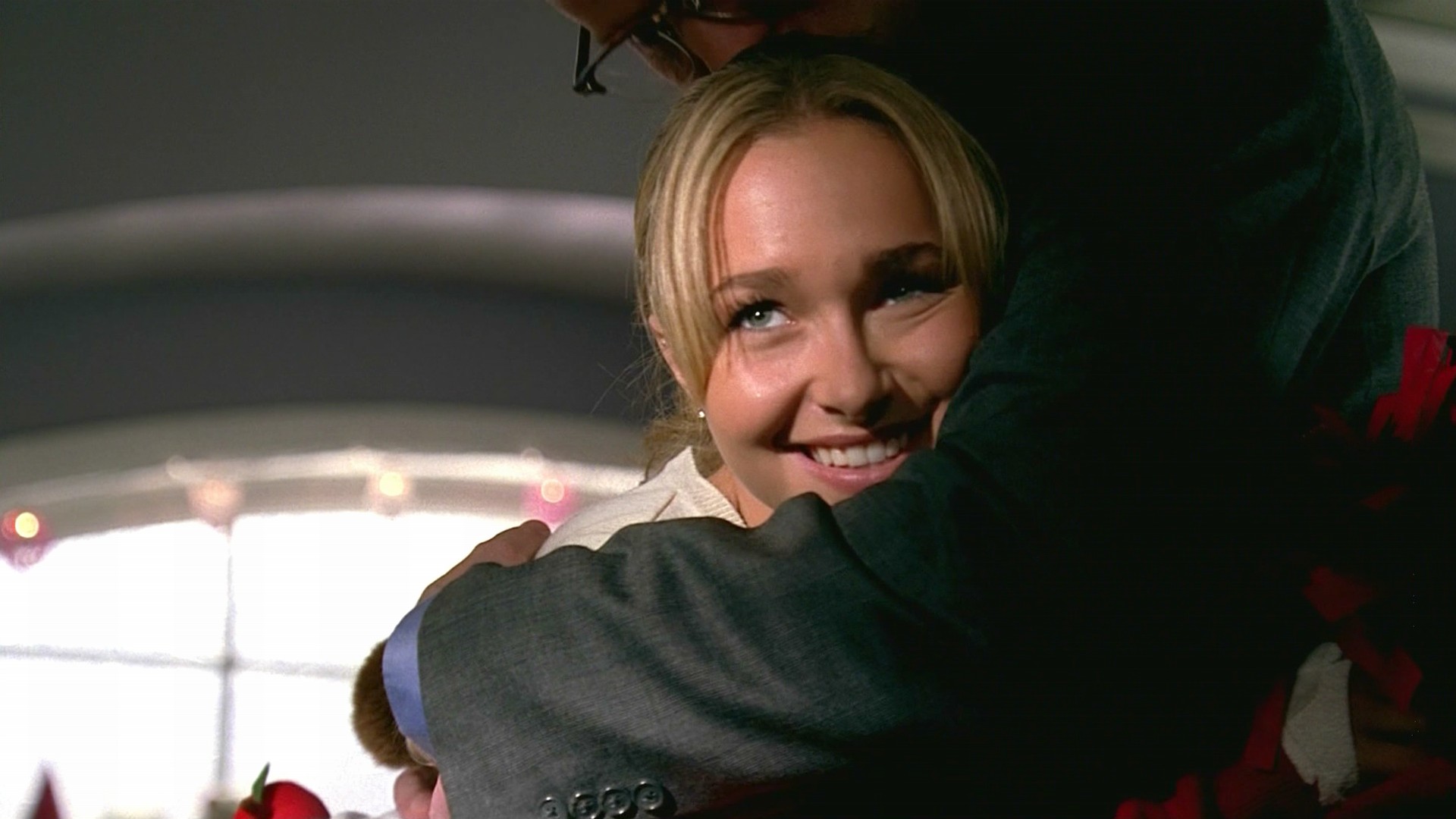HaydenPanettiere_Heroes_S01E10_HDTV_014.jpg