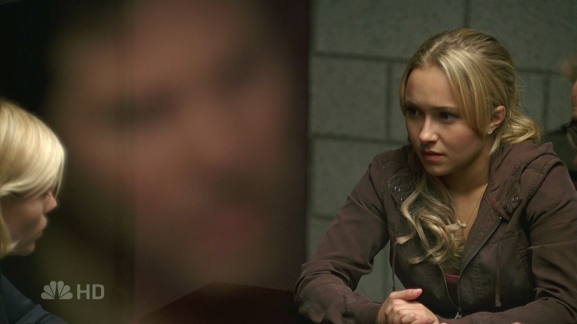 HaydenPanettiere_Heroes_S01E11_HDTV_008.jpg HaydenPanettiere_Heroes_S01E11_HDTV_008.jpg