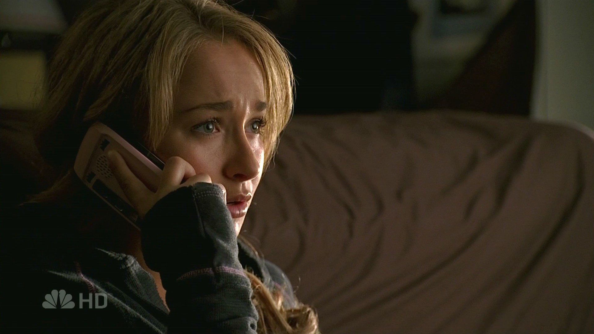 HaydenPanettiere_Heroes_S01E11_HDTV_037.jpg