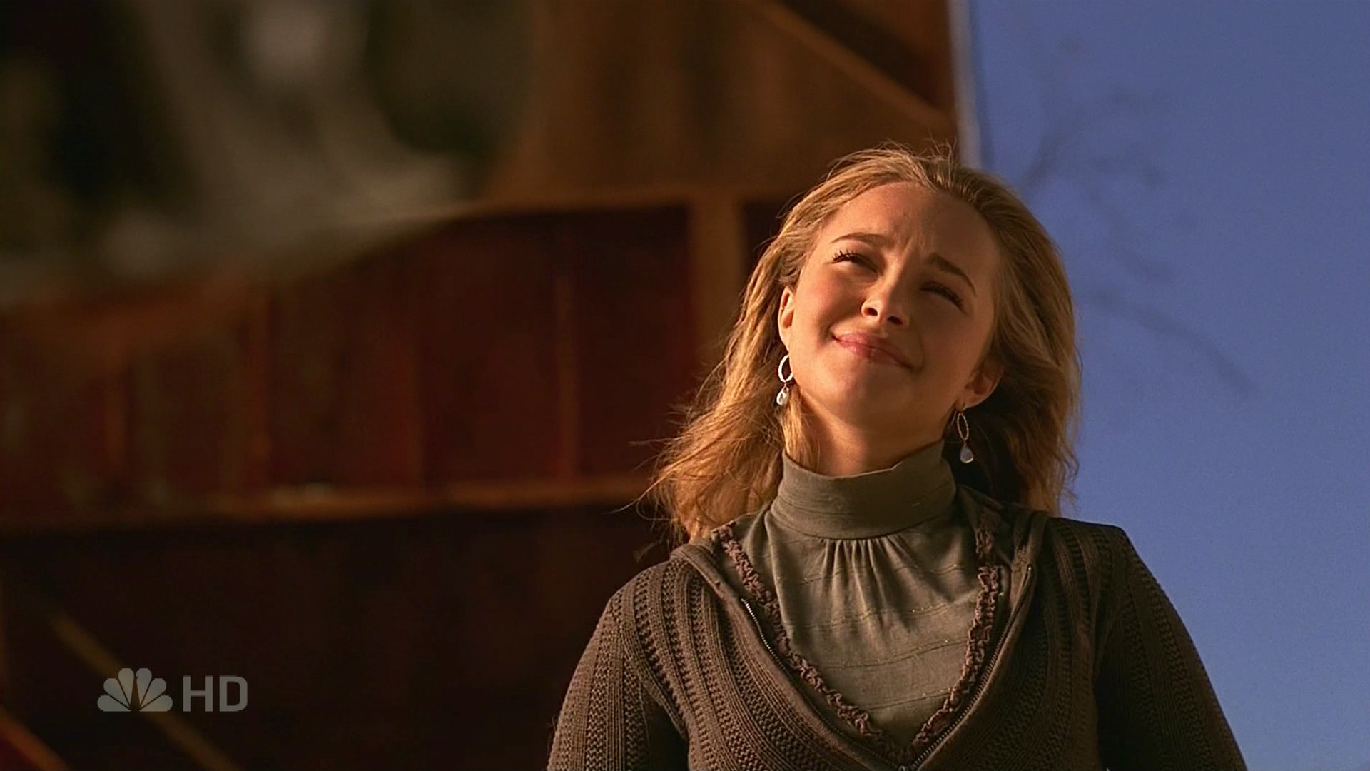 HaydenPanettiere_Heroes_S01E12_HDTV_031.jpg