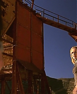 HaydenPanettiere_Heroes_S01E12_HDTV_029.jpg