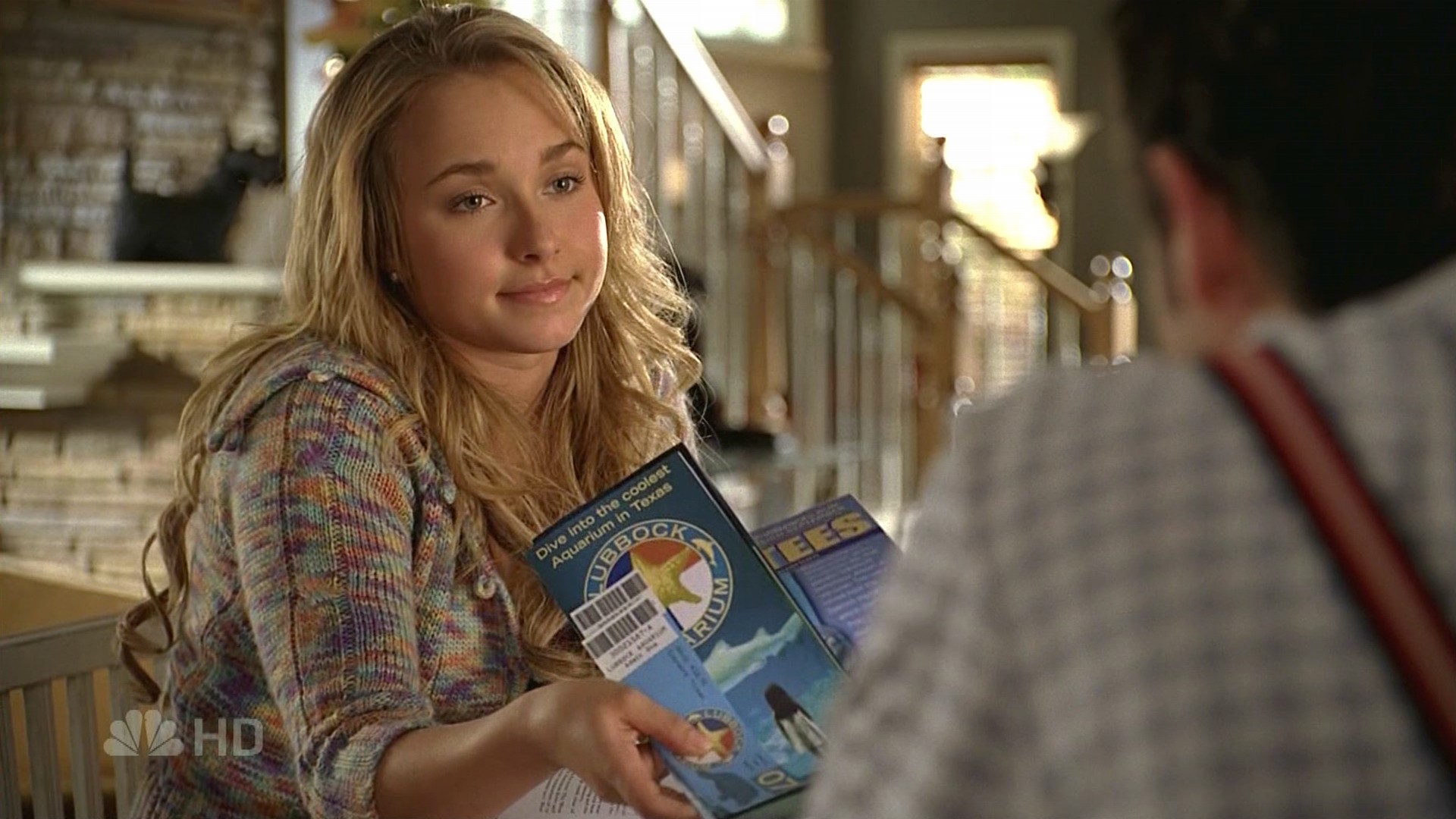 HaydenPanettiere_Heroes_S01E14_HDTV_008.jpg