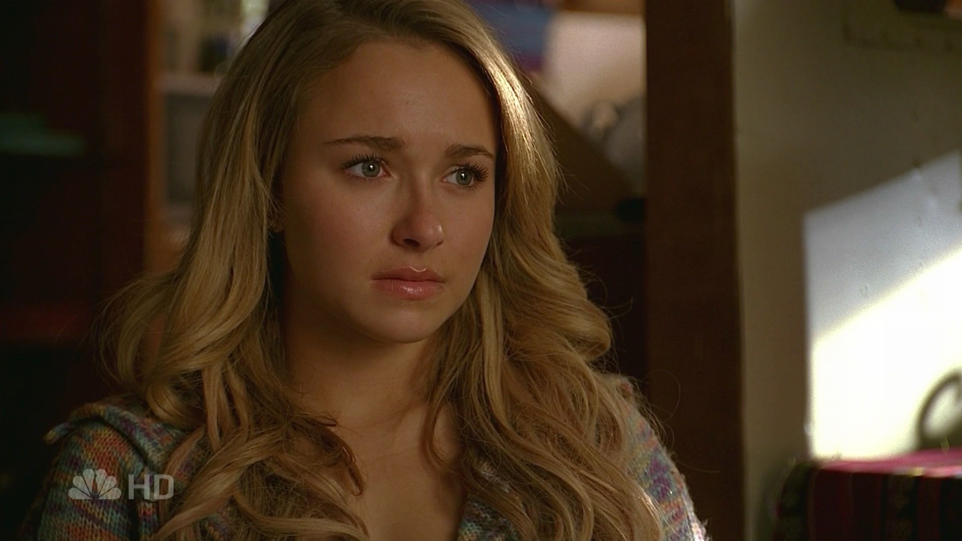 HaydenPanettiere_Heroes_S01E14_HDTV_030.jpg HaydenPanettiere_Heroes_S01E14_HDTV_030.jpg